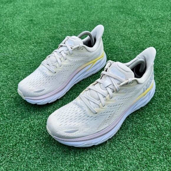 HOKA ONE ONE CLIFTON 8 - Women’s Running Shoes - SIZE 9.5B - Picture 2 of 10